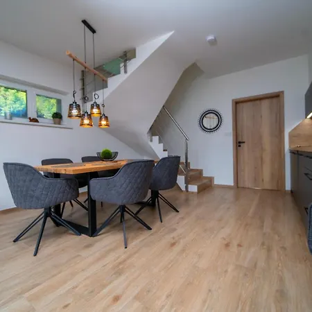 Na Satine Apartment *